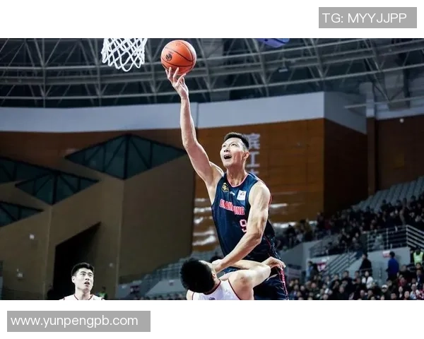 成都篮球队强势领跑联赛积分榜以80分稳居第一位置竞争激烈引人关注 成都篮球队强势领跑联赛积分榜以80分稳居第一位置竞争激烈引人关注