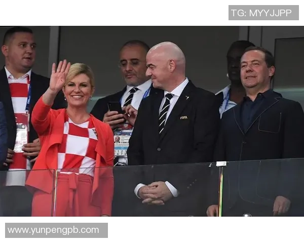 重庆网球队在世界杯积分榜上以62分稳居第一名展现强劲实力 重庆网球队在世界杯积分榜上以62分稳居第一名展现强劲实力